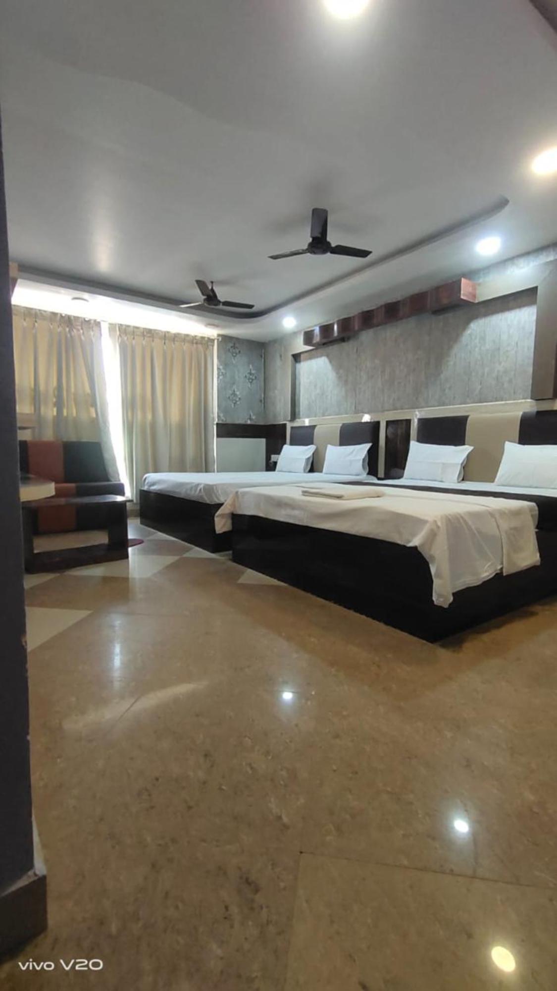 Hotel Tara Lodge Grand Road Puri - Near Jagannath Temple - Best Location Экстерьер фото